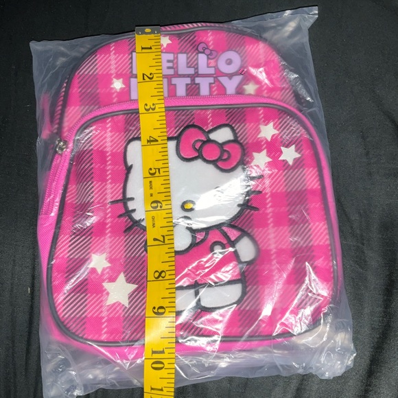 Hello Kitty Mini Backpack - Picture 3 of 4